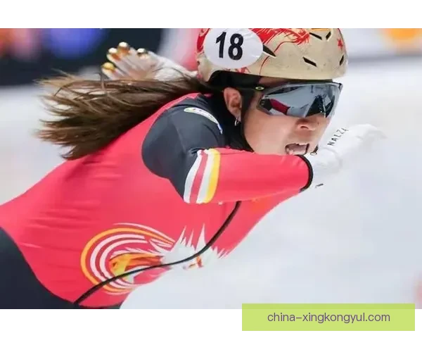 19岁杨婧茹短道1500第四